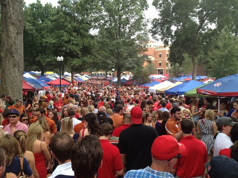 Ole Miss Game Day Schedule, Shuttles, Buses, Parking and More