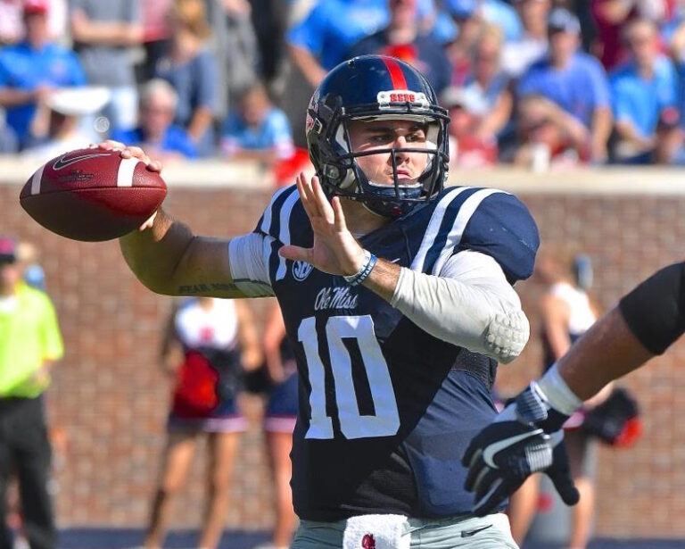 Chad Kelly Signs with CFL’s Toronto Argonauts