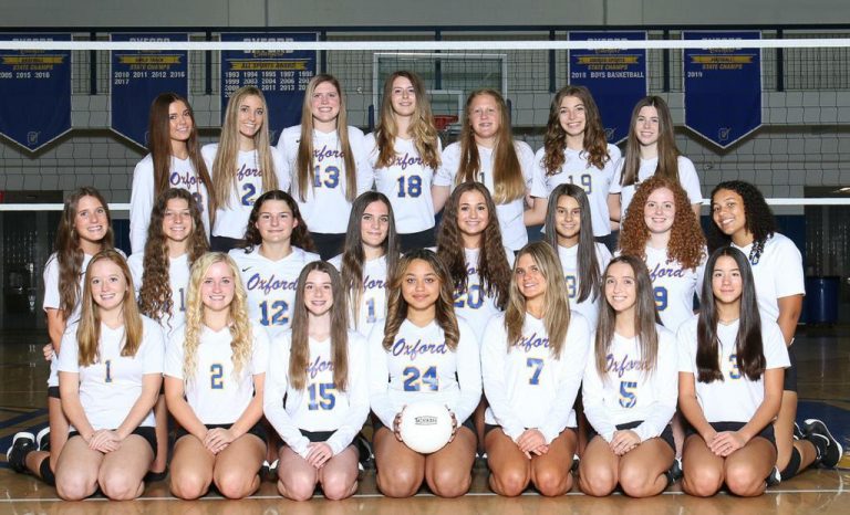 OHS Volleyball Takes the Court Against Starkville in Playoffs