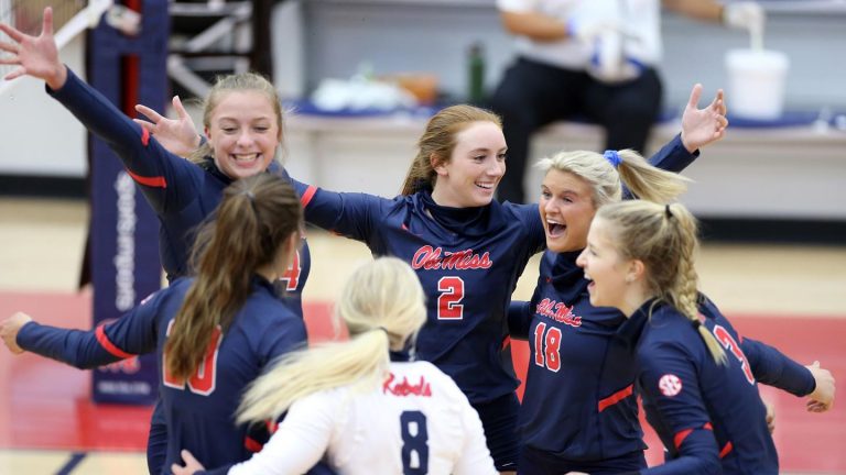 Ole Miss Volleyball to Hold a Red and Blue Scrimmage on August 21