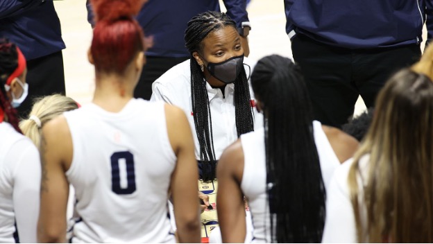 COLUMN: Women's Basketball Takes Positive Step in 2021 