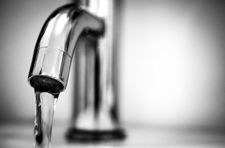 Thousands of Jackson residents enter third week without running water