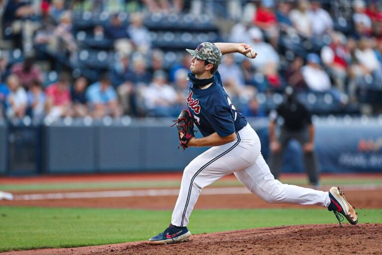 Column: Rebels’ Gunnar’s Back in a Big Way