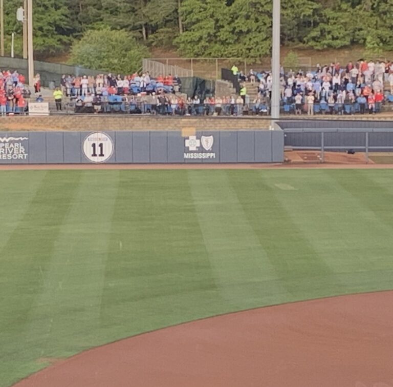 Rebels Retire Don Kessinger’s No. 11