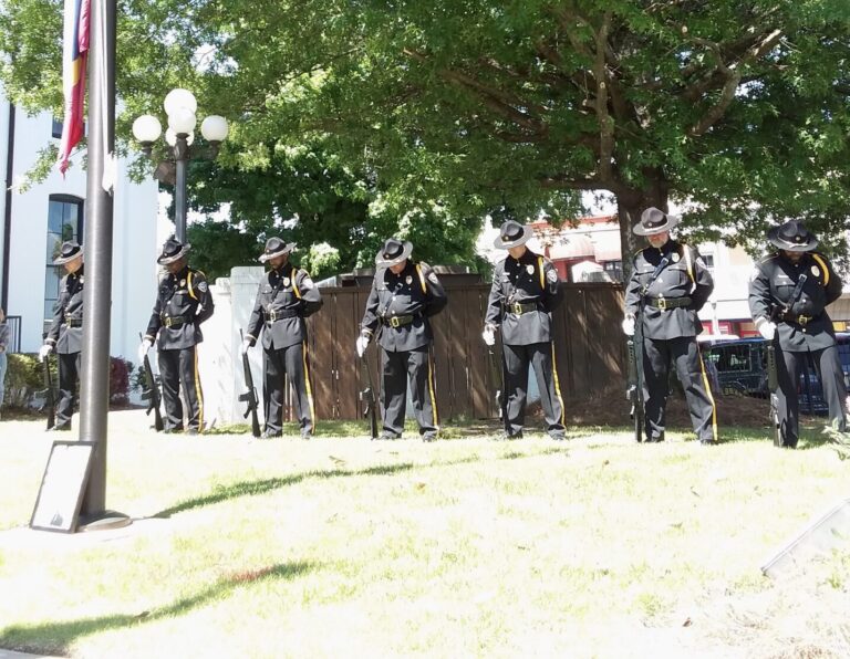Law Enforcement, Community Gather in Honor of Fallen Officers