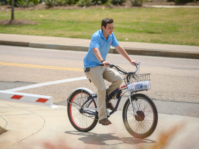 UM Engineering Students Create Electric Bike-Sharing Program
