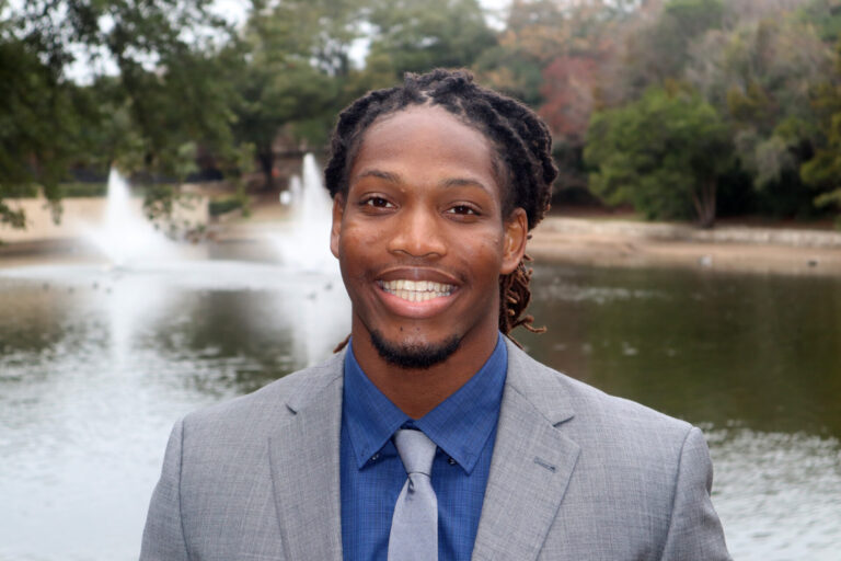 Celebrated Author Caylin Moore Set for UM Honors Convocation Keynote