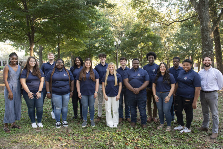 University’s First Bonner Program Cohort Gets to Work