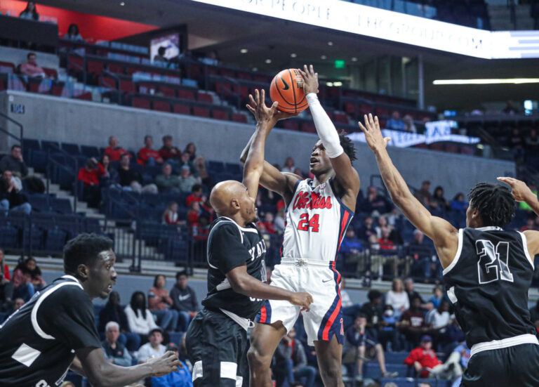 Ole Miss Men’s Basketball Plays Host to South Carolina