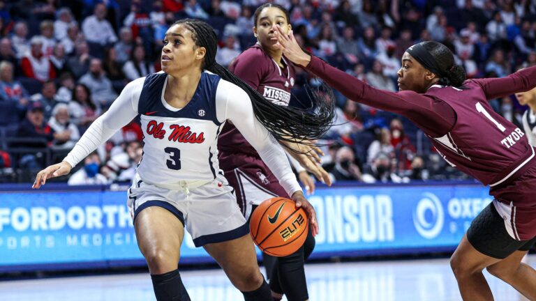 Donnetta Johnson to Miss Remainder of Season with Knee Injury