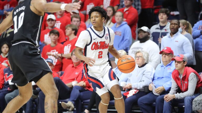 Ole Miss’ Daeshun Ruffin to Miss Remainder of the Season Due to Knee Injury