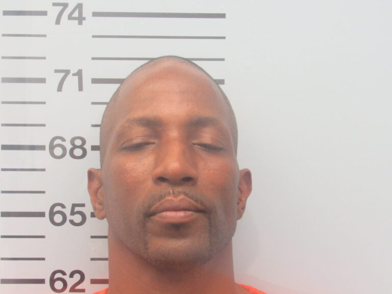 Man, Woman Arrested After Domestic Disturbance