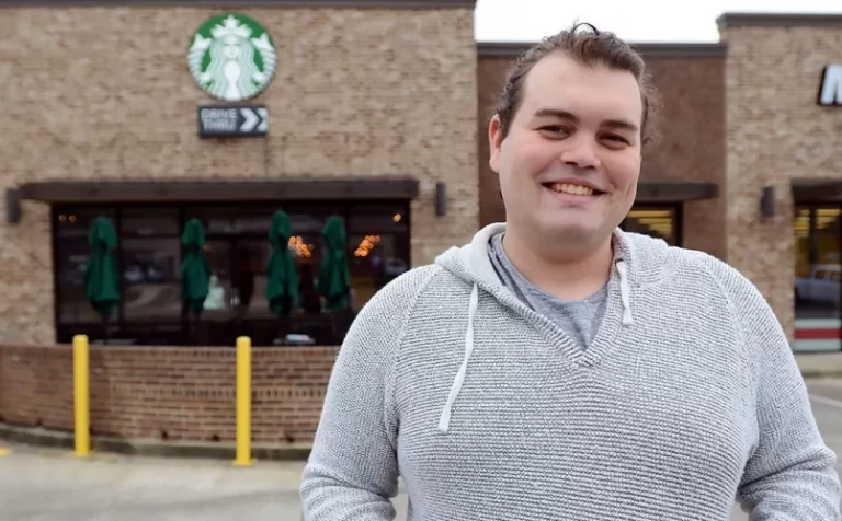 Starbucks Employees Trying to Unionize in Mississippi Face Decades-old Hardships￼