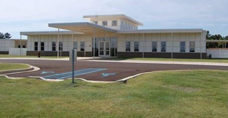 Oxford School District Buys Former Private School Land