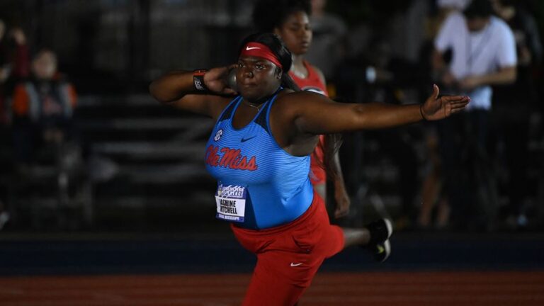 Mitchell, Davis Notch Three More National Tickets at Day Two of NCAA East Regional