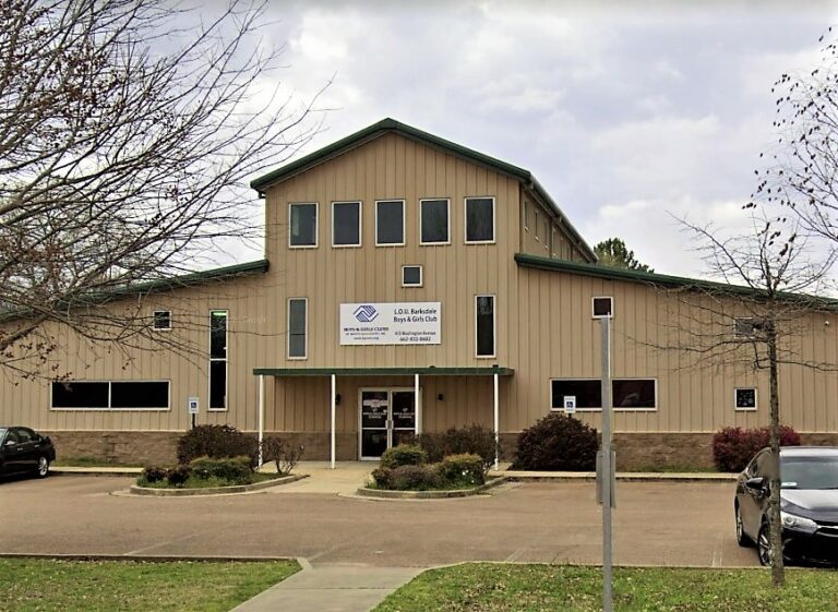 Registration Open for LOU Boys & Girls Club Summer Program