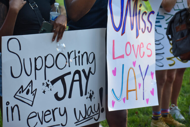 Community Gathers at “Hope for Jay” Rally to Pray for Safe Return of Ole Miss Student