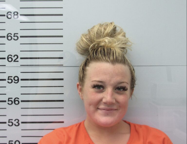 Oxford Woman Arrested for Credit Card Fraud