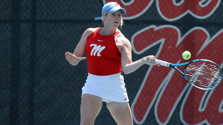 Women’s Tennis Opens Fall Season at Sea Pines College Tournament