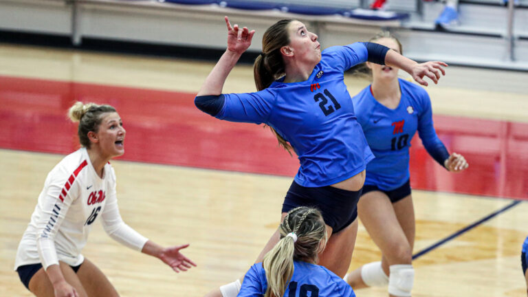 Ole Miss Volleyball Drops Tough Match At No. 19 Kentucky