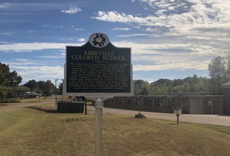 Abbeville School Unveils Offical Historic Marker