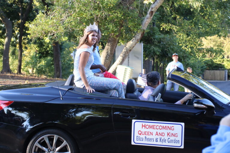 Ole Miss 2022 Homecoming Parade Photo Gallery