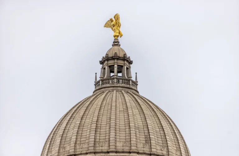 Governor, Legislative Leaders Expect Big Jump in Revenue for 2023 Session