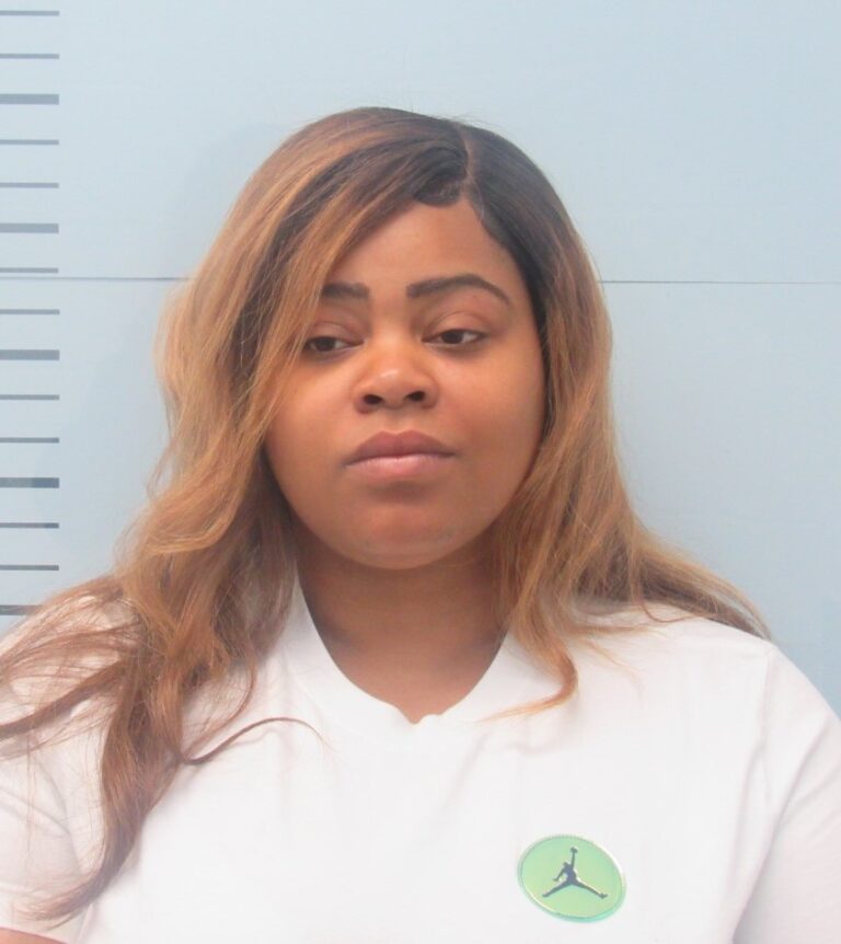 Oxford Woman Charged With Credit Card Fraud