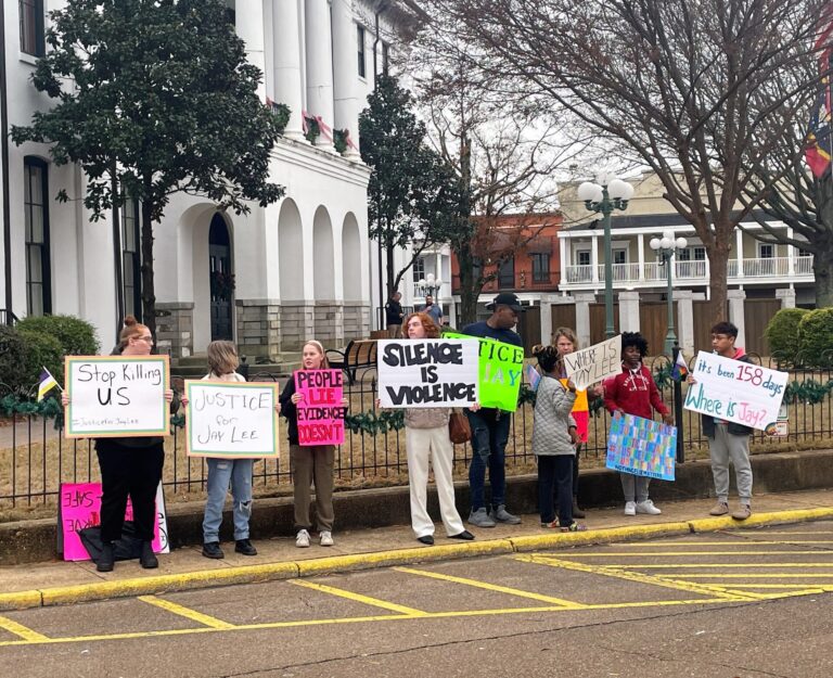 Group Protests Herrington’s Bond on 158th Day of Jay Lee Going Missing