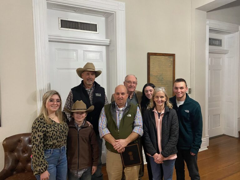 Ken Knight Named 2022 Oxford’s City Employee of the Year