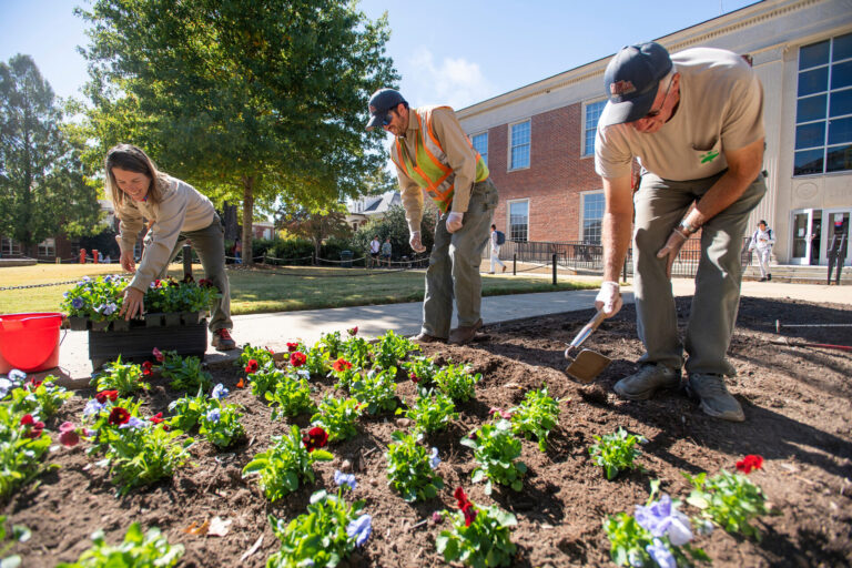 UM Head Landscaper Shares Secrets of his Award-Winning Horticultural Expertise