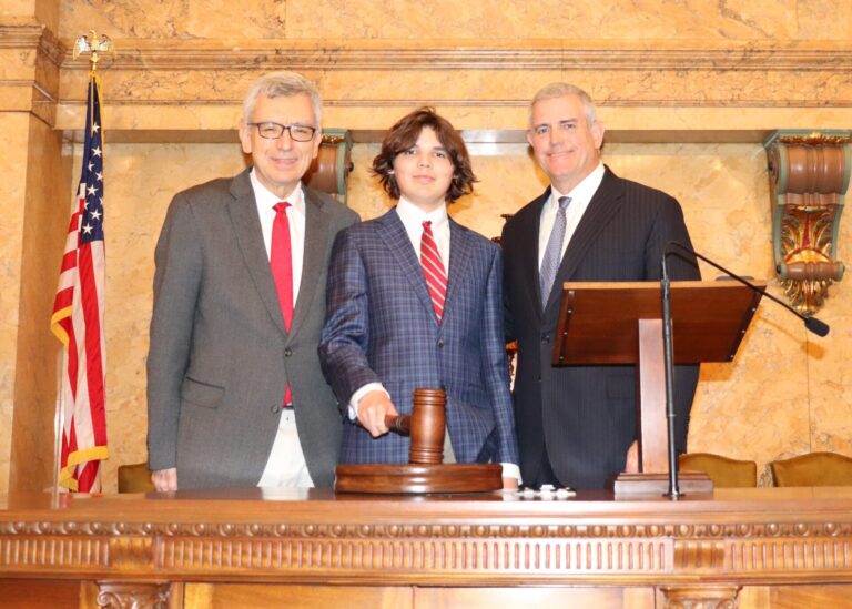 Oxford Student Pages in Mississippi House
