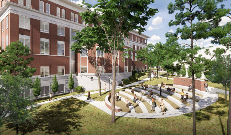 Young Alumna Gives Back to School of Accountancy