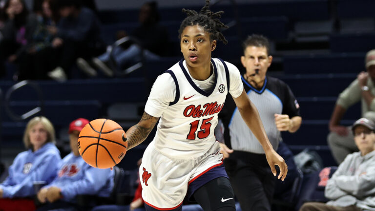 Angel Baker Inks Training Camp Contract with the Chicago Sky