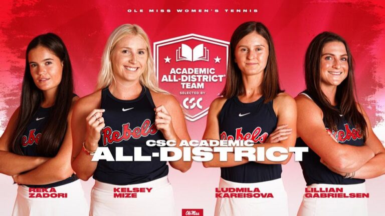 Women’s Tennis Lands Four Student-Athletes on CSC Academic All-District Team