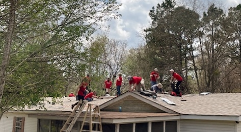 Fuller Center, CoreLogic Team Up to Help Local Family With Roof