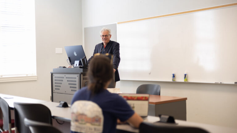 Professor Leaves Legacy at UM Journalism School