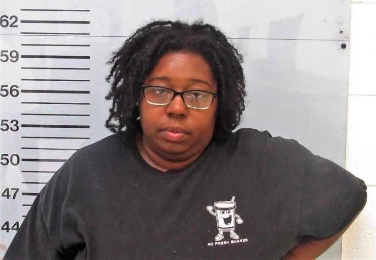 Oxford Woman Charged With Credit Card Fraud