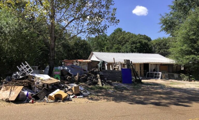 Lafayette Supervisors Issue Deadline to Owners to Clean Three County Properties