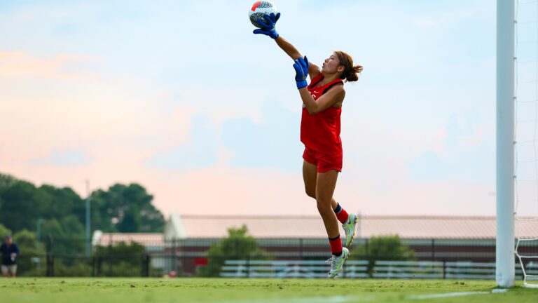 Soccer’s Shu Ohba Named SEC Defensive Player of the Week