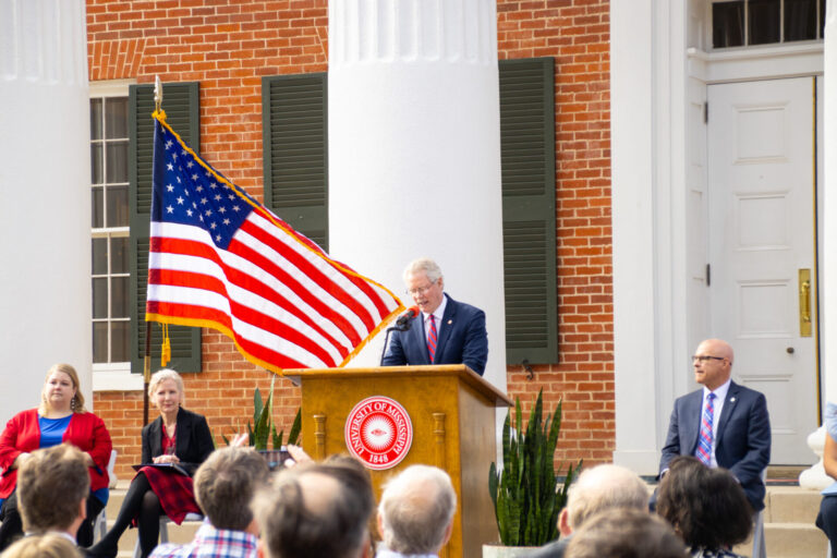 Senators Introduce Ole Miss 175th Anniversary Resolution