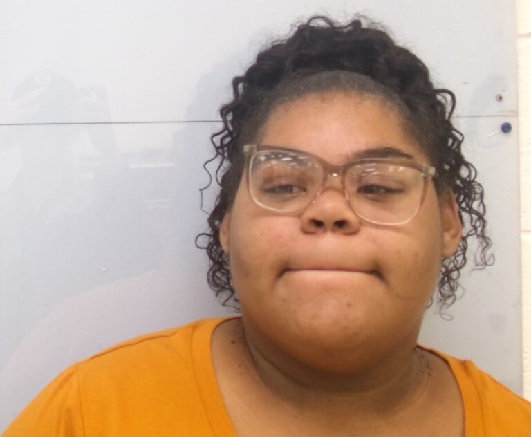 Batesville Woman Charged with Allegedly Passing a Bad Check in Oxford