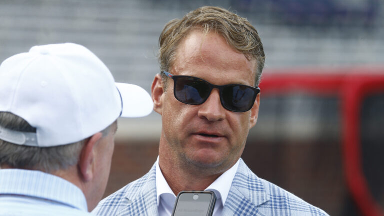 LSU’s dysfunction makes Ole Miss look even better for Lane Kiffin