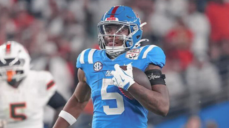 Ole Miss Rebels running back Kewan Lacy takes off on a 73-yard touchdown run against the Miami Hurricanes