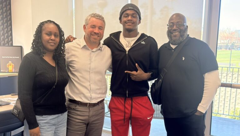 Ole Miss head coach Pete Golding with Garland (Tex.) Lakeview Centennial CB Montre Jackson and his family. | Montre Jackson/X