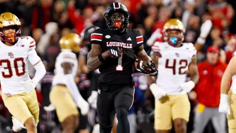 Louisville running back Isaac Brown runs for a touchdown against Boston College during a 2025 game. | Louisville Athletics